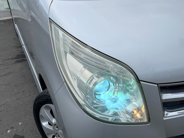 �yHID�w�b�h���C�g�z���ɖ��邭�O�����Ƃ炵�Ă����̂ŁA���V����Ԃ̑��s�������E�ǍD�ň��S���Ă���肢�������܂��B