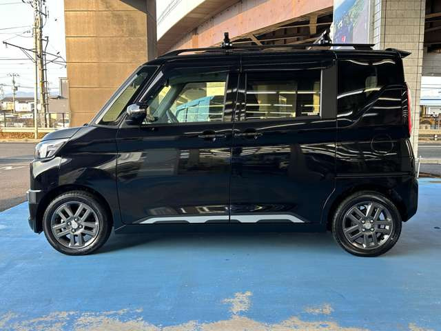 デリカミニT プレミアム 4WD