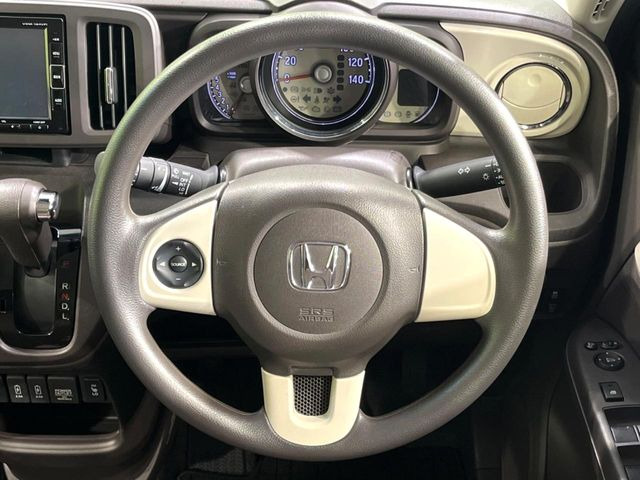 �y�X�e�A�����O�X�C�b�`�z�^�]���A�O������ڐ������炷���ƂȂ��A�I�[�f�B�I���̑��삪�\�ȕ֗��@�\!���S&���K�ȃh���C�u�����o���Ă���܂���