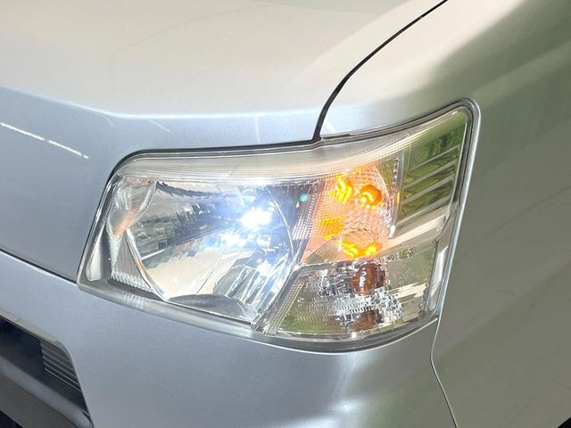 �w�b�h���C�g��e�[�������v&�A���~�z�C�[�����̊e��R�[�e�B���O���I�X�X�����Ă���܂��B�����Y�����̉��΂݂≘���}���A���ꂢ�ȏ�Ԃ������e�i���X���X�ŕۂĂ܂���