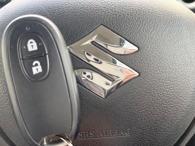 �y�L�[���X�X�^�[�g�V�X�e���z�J�o����|�P�b�g�ɓ��ꂽ�܂܂ł��h�A�̎{���E�������\�ȃX�}�[�g�L�[�𑕔��B�G���W���̃I���E�I�t�����J�M�����o���K�v����������Ƃ��Ă��֗��ł���