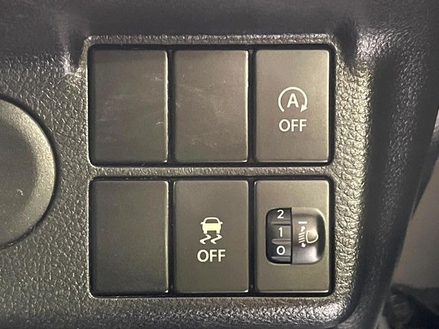 �y�A�C�h�����O�X�g�b�v�z�ԐM����a�؂Œ�Ԃ����ۂɃG���W�����~���A���ʂȔR���̏����}���܂��B�R��������ی�ɂȂ���@�\��G���W���̓u���[�L�𗣂��΍Ďn�����܂��B