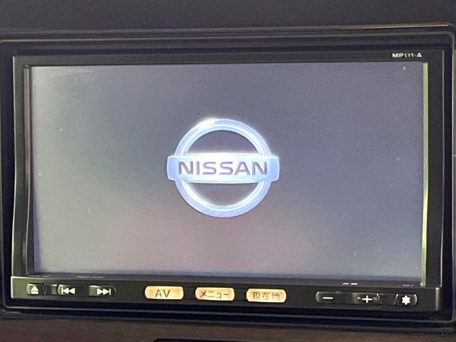 �y�����i�r�z�l�C�̏����i�r�𑕔����Ă���܂��B�i�r�̎g���₷���͂������A�I�[�f�B�I�@�\���[��!�L�����v�◷�s�͂������A�ʋ΂┃�����ȂǕ��i�̃h���C�u���y�����Ȃ�͂���