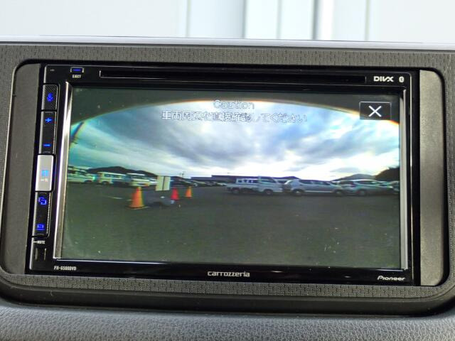 �o�b�N�J�����������Ă���܂��B���Ԏ��ɑ�ϖ��ɗ����܂�������Ԃ����ȕ��ɂ��֗��@�\�ł���