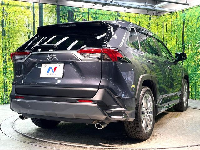 ☆全国のネクステージからお取り寄せが可能※!遠方の店舗に展示してあるクルマが気になる場合も、最寄りの店舗でご覧いただくことが可能です!是非私たちに要望をお聞かせください!※別途費用