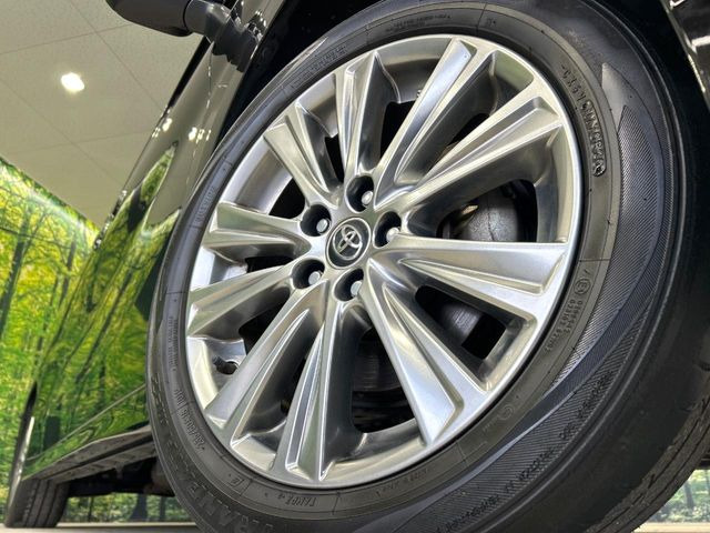 �y����18�C���`�A���~�z�C�[���z�O�ςɃ}�b�`���������A���~�z�C�[���𑕒����Ă���܂��B�e��ЊO�A���~�z�C�[����A�X�^�b�h���X�^�C�����戵�����Ă���܂��B���񂲑��k����������