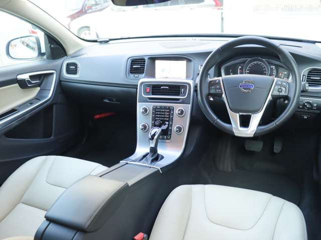 �k���É��X�A�y�Y�X�͎w�萮���H������L�B��c�X�A���l�X�ɂ͔F�ؐ����H������L���Ă��܂��B���ꂼ��̋��_�ɐ������t�g��e�X�^�[���̐ݔ��@����������Ă��܂��B