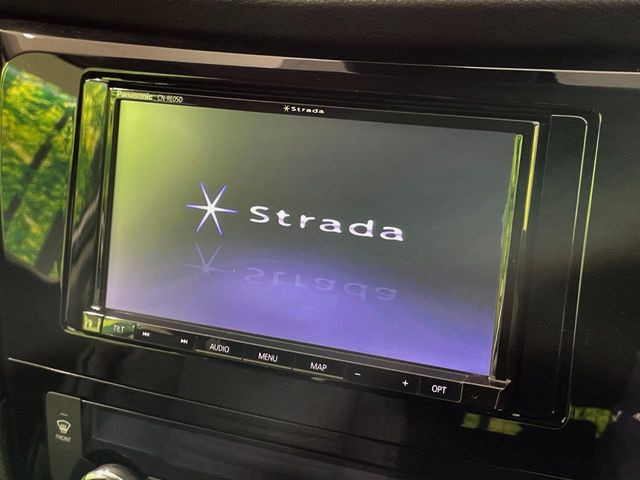 �y�i�r�Q�[�V�����z�g���₷���i�r�ŖړI�n�܂ł�������ē����Ă���܂��B�e��I�[�f�B�I�Đ��@�\���[�����Ă���A���Ԃ̉^�]������Ɋy�����Ȃ�܂�!!