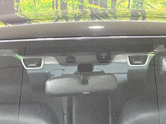 �y�A�C�T�C�gVer2�z�O���̎ԗ��������m���A�Փ˂������Ȏ��͌x��Œ��ӂ𑣂��A�u���[�L�𓥂ޗ͂��T�|�[�g�B�u���[�L�𓥂߂Ȃ������ꍇ�͏Փ˔�Q�y���u���[�L���쓮�A�Փˉ�����T�|�[�g���܂��B