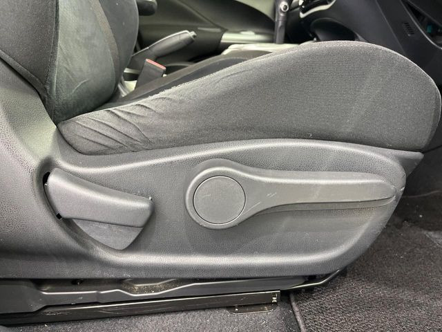 �y�V�[�g���t�^�[�z�V�[�g���ʂ̈ʒu���㉺�ɒ����ł���V�[�g���t�^�[�𑕔��B�啿�ȕ��������ȕ����œK�ȃh���C�r���O�|�W�V�����ŉ^�]�ł��܂��B