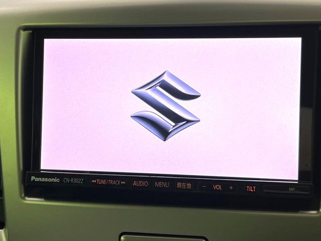 �y�����i�r�z�l�C�̏����i�r�𑕔����Ă���܂��B�i�r�̎g���₷���͂������A�I�[�f�B�I�@�\���[��!�L�����v�◷�s�͂������A�ʋ΂┃�����ȂǕ��i�̃h���C�u���y�����Ȃ�͂���