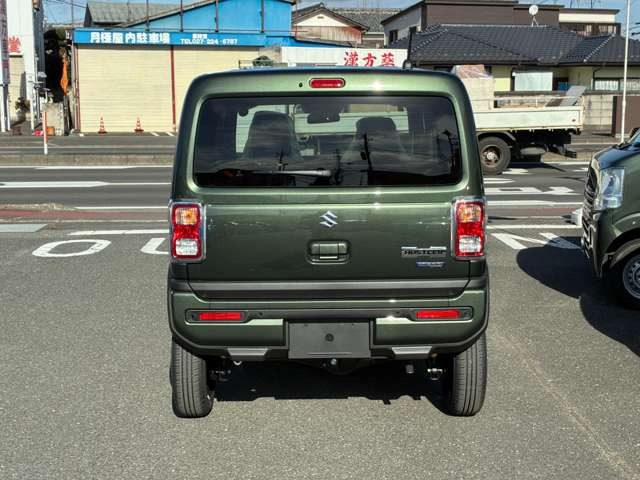 届出済未使用車〜高年式車、各メーカー取り揃えております!ぜひご来店ください♪従業員一同お待ちしております♪