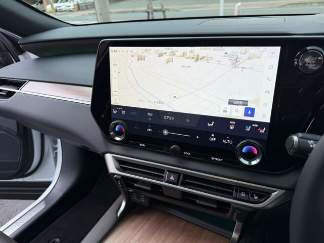 ����14�C���`�^�b�`�p�l���f�B�X�v���C(�i�r�̐ݒ��ԗ��ݒ�E�G�A�R���̐ݒ���s���܂�)