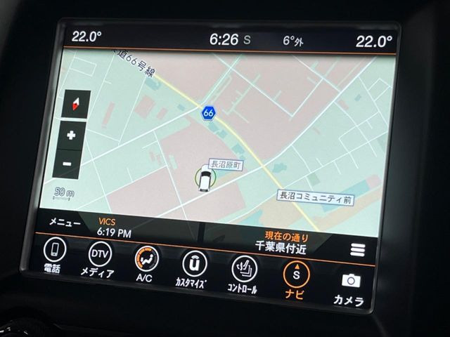 �������i�r:��̊��̂���i�r�́A����������ԓ������o���Ă���܂��B�I�[�f�B�I�@�\���[�����Ă���܂��̂ŁA�^�]�����y���߂܂���