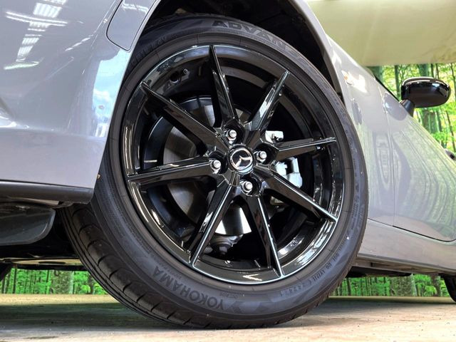 �y�����A���~�z�C�[���z�O�ςɃ}�b�`���������A���~�z�C�[���𑕒����Ă���܂��B�e��ЊO�A���~�z�C�[����A�X�^�b�h���X�^�C�����戵�����Ă���܂��B���񂲑��k����������