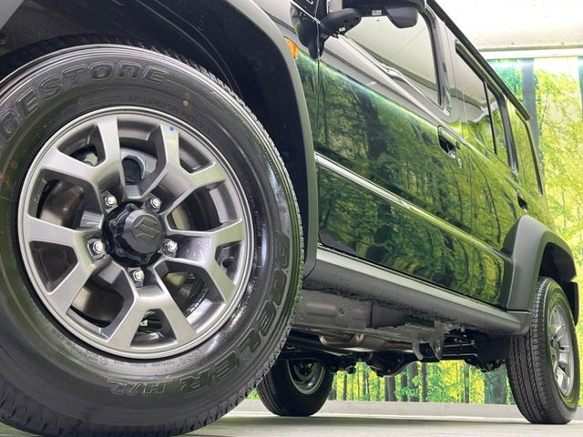 �y����15�C���`�A���~�z�C�[���z�O�ςɃ}�b�`���������A���~�z�C�[���𑕒����Ă���܂��B�e��ЊO�A���~�z�C�[����A�X�^�b�h���X�^�C�����戵�����Ă���܂��B���񂲑��k����������