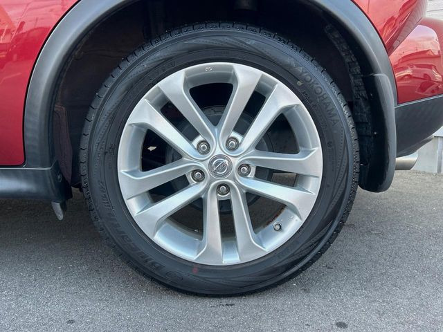 �y����17�C���`�A���~�z�C�[���z�O�ςɃ}�b�`���������A���~�z�C�[���𑕒����Ă���܂��B�e��ЊO�A���~�z�C�[����A�X�^�b�h���X�^�C�����戵�����Ă���܂��B���񂲑��k����������