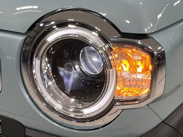 �yLED�w�b�h���C�g�z���V����ԑ��s�����ǍD�Ȏ��E���m�ۂ����S���ĉ^�]�ł��鍂�P�xLED�w�b�h���C�g�𑕔�!�_�����x�������A����d�͂��}�����Ă��܂��B