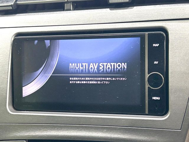 �y�����i�r�z�l�C�̏����i�r�𑕔����Ă���܂��B�i�r�̎g���₷���͂������A�I�[�f�B�I�@�\���[��!�L�����v�◷�s�͂������A�ʋ΂┃�����ȂǕ��i�̃h���C�u���y�����Ȃ�͂���