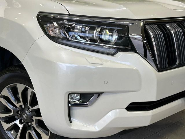 �yLED�w�b�h���C�g�z���V����ԑ��s�����ǍD�Ȏ��E���m�ۂ����S���ĉ^�]�ł��鍂�P�xLED�w�b�h���C�g�𑕔�!�_�����x�������A����d�͂��}�����Ă��܂��B