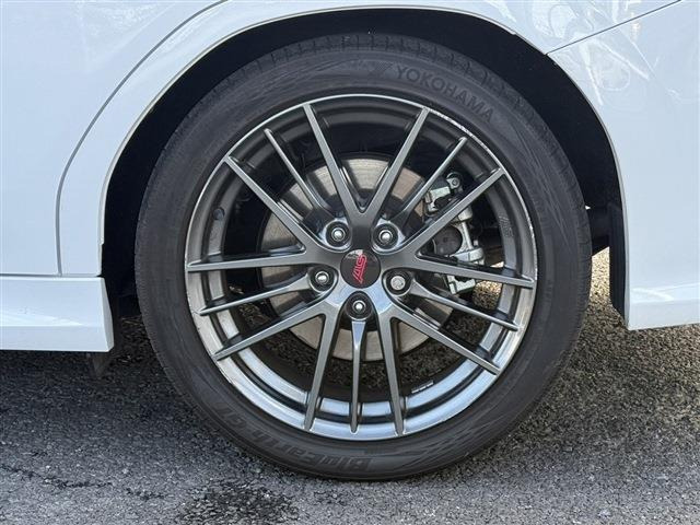 ���Ǝҗl�ւ̔̔��͂��f�肳���Ă��������܂��B �Ԍ������ԗ��̏ꍇ�́A�Ԍ����擾�������x�������z�ŕ\�����Ă���܂��B