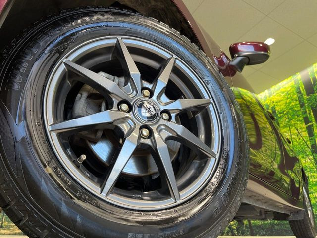 �y15�C���`�A���~�z�C�[���z�O�ςɃ}�b�`�����A���~�z�C�[���𑕒����Ă���܂��B�e��A���~�z�C�[����A�X�^�b�h���X�^�C�����戵�����Ă���܂��B���񂲑��k����������