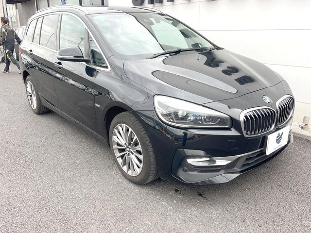 �������t�т̕ۏ؂̑��A���S�̍Œ�3�N�E���s�������ۏ�(�L��)�����p�ӁB�A���Ԃ����S���Ă��y���݂���������l�A�ۏؓ��e���[���͂������A�����_��&�I�C�������⃍�[�h�T�[�r�X���t�т��Ă���܂��B