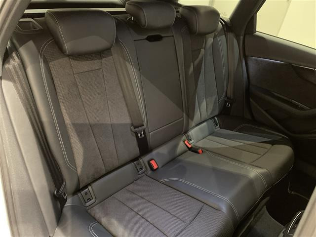 S4アバント3.0 4WD