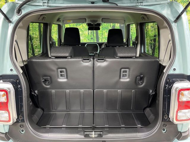 ���i�̂���������ʋ΁A���}���ɏ\���ȉ׎��X�y�[�X���m�ۂ��Ă���܂��B�Z�J���h�V�[�g��|���ƁA�傫�ȉו��̐ύڂ��\�ł���