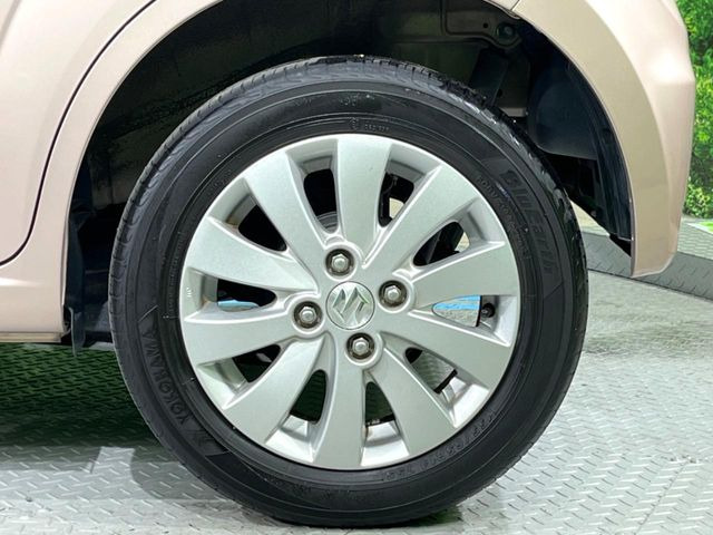 �y����14�C���`�A���~�z�C�[���z�O�ςɃ}�b�`���������A���~�z�C�[���𑕒����Ă���܂��B�e��ЊO�A���~�z�C�[����A�X�^�b�h���X�^�C�����戵�����Ă���܂��B���񂲑��k����������