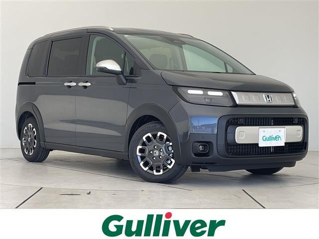 フリード1.5 e:HEV クロスター