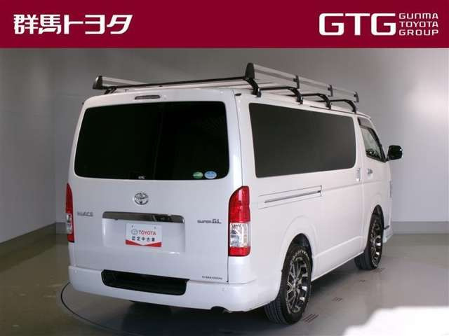 ハイエースバン