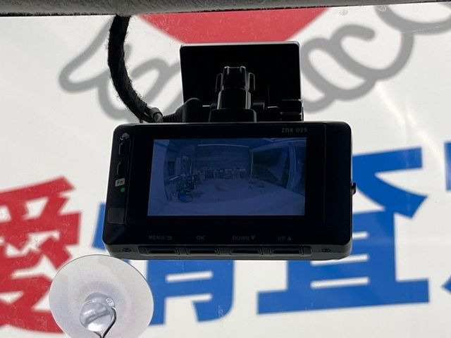 �y�h���C�u���R�[�_�[�z�h���C�u���R�[�_�[����!���s���͂������A������^�]�⎖�̂ɑ��������ہA�f���ŋL�^���A����̃��X�N�ɔ����܂��B���L�^�pSD�J�[�h�͂��q�l�����g�ł��������������K�v������܂��B