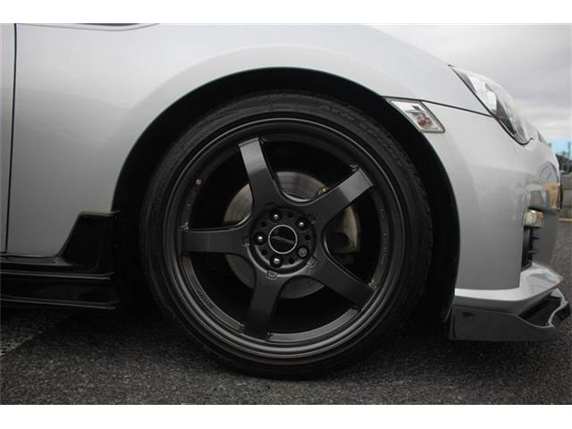 ���Ǝҗl�ւ̔̔��͂��f�肳���Ă��������܂��B �Ԍ������ԗ��̏ꍇ�́A�Ԍ����擾�������x�������z�ŕ\�����Ă���܂��B