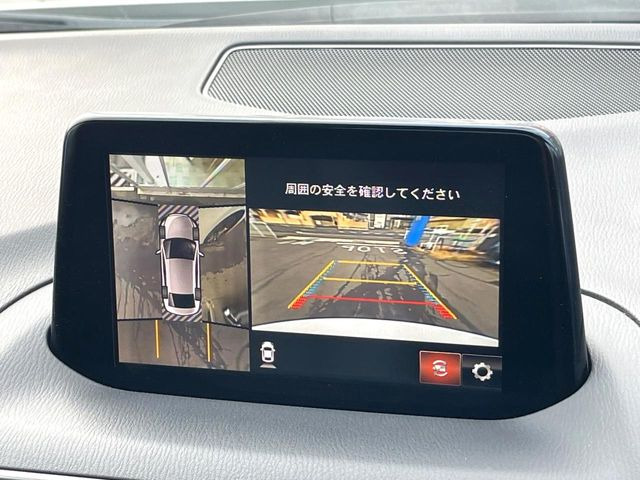 �y360&deg;�r���[���j�^�[�z��p�̃J�����ɂ��A�ォ�猩���낵���悤�Ȏ��_��360�x�N���}�̎��͂��m�F���邱�Ƃ��ł��܂������p�������m�F���₷���A�����ꏊ�ł̐؂�Ԃ��⒓�Ԃ��X���[�Y�ɍs���܂��B