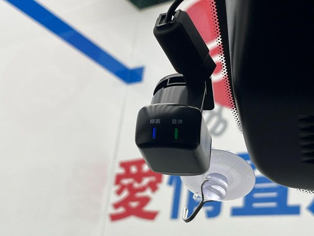 �y�h���C�u���R�[�_�[�z�h���C�u���R�[�_�[����!���s���͂������A������^�]�⎖�̂ɑ��������ہA�f���ŋL�^���A����̃��X�N�ɔ����܂��B���L�^�pSD�J�[�h�͂��q�l�����g�ł��������������K�v������܂��B