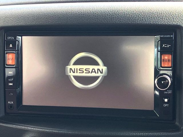 �������̃i�r����������Ă���܂�!�G���W�������������ɁA���[�J�[�̃��S���o�Ă���̂��������ł���