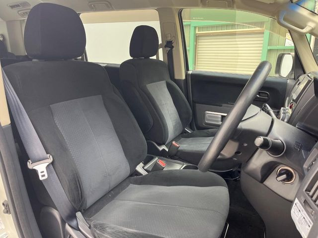 �^�]�ȃV�[�g���͎g�p�������Ȃ��A�ǍD�ȏ�ԂƂȂ��Ă��܂��B���J�Ɏg���Ă������Ƃ��悭�킩��܂��ˁB