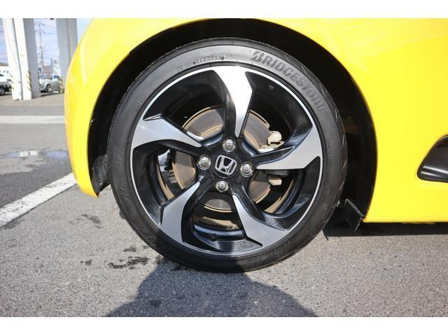 ����AW�ł��B�O15�C���`�A���16�C���`�ł��B�^�C���̎R�͎Ԍ��ɂ͒ʂ�悤�ł���������������K�v�ɂȂ�܂��B