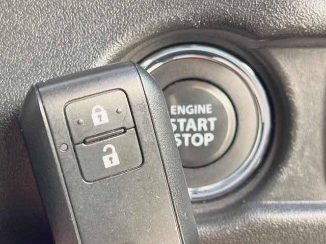 �y�L�[���X�X�^�[�g�V�X�e���z�J�o����|�P�b�g�ɓ��ꂽ�܂܂ł��h�A�̎{���E�������\�ȃX�}�[�g�L�[�𑕔��B�G���W���̃I���E�I�t�����J�M�����o���K�v����������Ƃ��Ă��֗��ł���