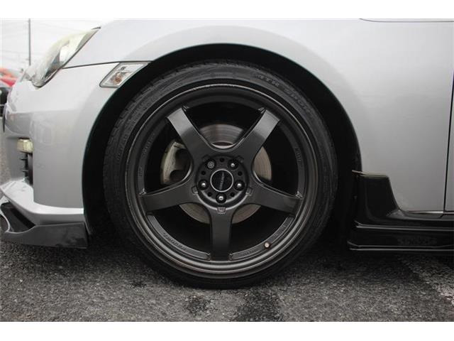 ���Ǝҗl�ւ̔̔��͂��f�肳���Ă��������܂��B �Ԍ������ԗ��̏ꍇ�́A�Ԍ����擾�������x�������z�ŕ\�����Ă���܂��B