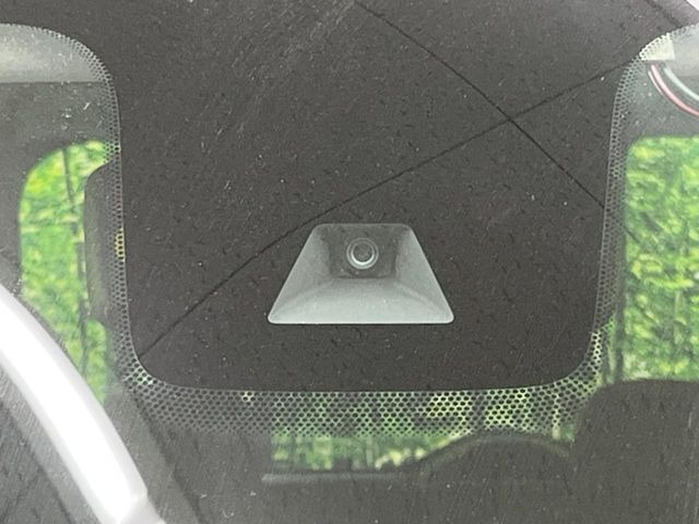 �y�O�He-Assist�z���s���ɑO���̎ԗ�����F�����A�Փ˂������Ȏ��͌x��ƃu���[�L�ŏՓˉ���Ɣ�Q�y�����A�V�X�g�B�����S�Ƀh���C�u�����y���݂��������܂��B