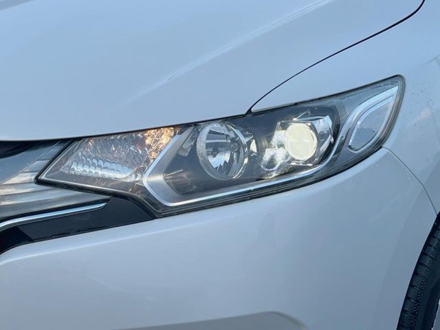 �yLED�w�b�h���C�g�z���V����ԑ��s�����ǍD�Ȏ��E���m�ۂ����S���ĉ^�]�ł��鍂�P�xLED�w�b�h���C�g�𑕔�!�_�����x�������A����d�͂��}�����Ă��܂��B