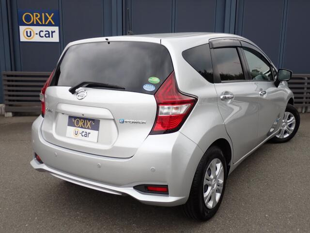 �����r���[�̉摜�ɂȂ�܂��B�I���b�N�X�F�蒆�ÎԂɂ́A���w��������S���Ă���肢���������߂ɁA�Ǝ��́u�I���b�N�X�F�蒆�Îԕۏ؁v�����t�����Ă��܂��B