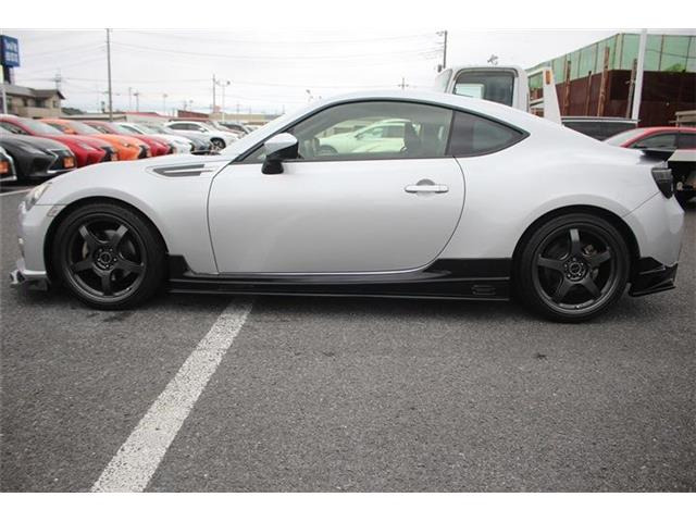 ���Ǝҗl�ւ̔̔��͂��f�肳���Ă��������܂��B �Ԍ������ԗ��̏ꍇ�́A�Ԍ����擾�������x�������z�ŕ\�����Ă���܂��B