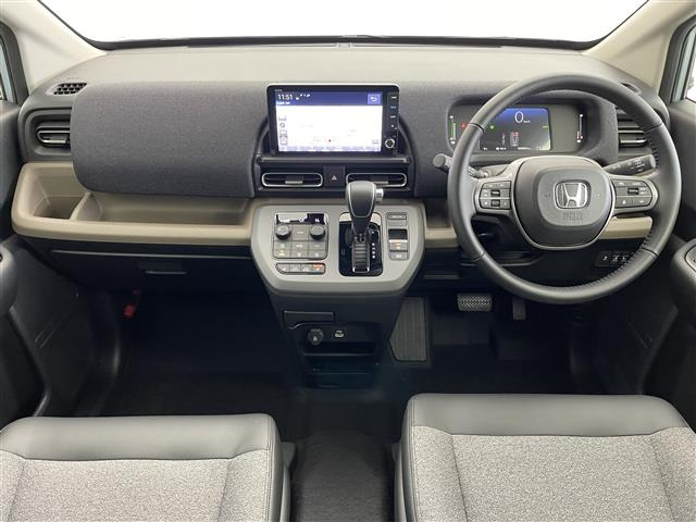 フリード1.5 e:HEV エアー EX