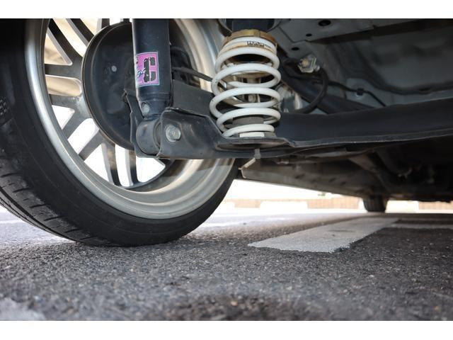 ���X�ł͐����ɁA�O�������H��ɓ_���E�������o���Ă��܂��B�n��ōł��M���ł���d�����ł��鏊�ł�!�X�Ɍ����Ȃ鑖�s�e�X�g!���S�E���S���e�[�}�ɔ[�Ԃ�����܂ŋC�����悭���^�т��܂�!���X�ɂ��C����������