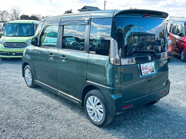 ���X�ł͌y�����Ԃ��畁�ʎԂ܂ŕ��L���I�[�����[�J�[�̎Ԏ�E�F�E�O���[�h��L�x�ɑ����Ă���܂��B