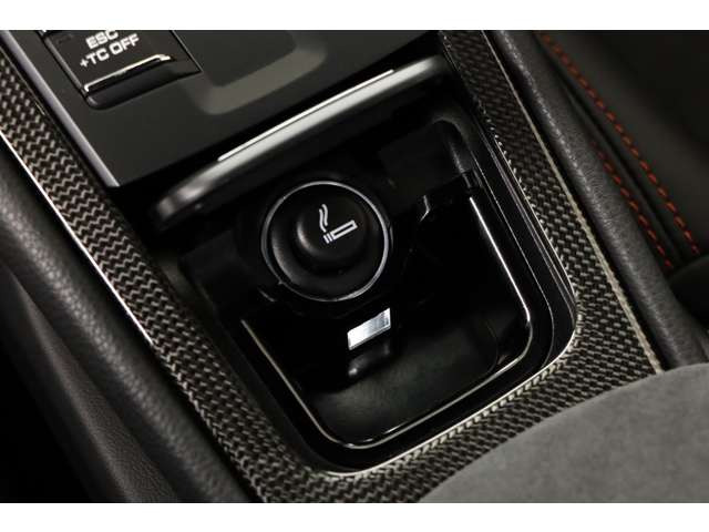 ���Ђł͕ʓr�L���ɂđS���̃f�B�[���[�l��F��H��ŏC���\�ȕۏ؂̂��p�ӂ����Ă���܂��B�f�B�[���[�l�����������ԁA�ۏ؏C���\�ƂȂ��Ă���܂��̂ł������̕��ł����S���Ă��Ԃ������������܂��B