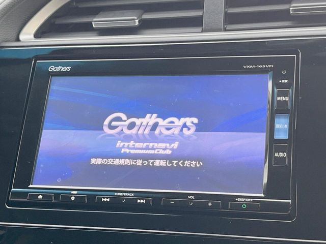 �y���[�J�[�����i�r�z�C���e���A�ɗn�����ރX�^�C���b�V���ȁu��p�݌v�v���[�J�[�i�r�𑕔��􎋔F���⑀�쐫�ȂǊ�{���\�ɂ��D��A���㎿�ȃJ�[���C�t�����y���݂��������܂��B